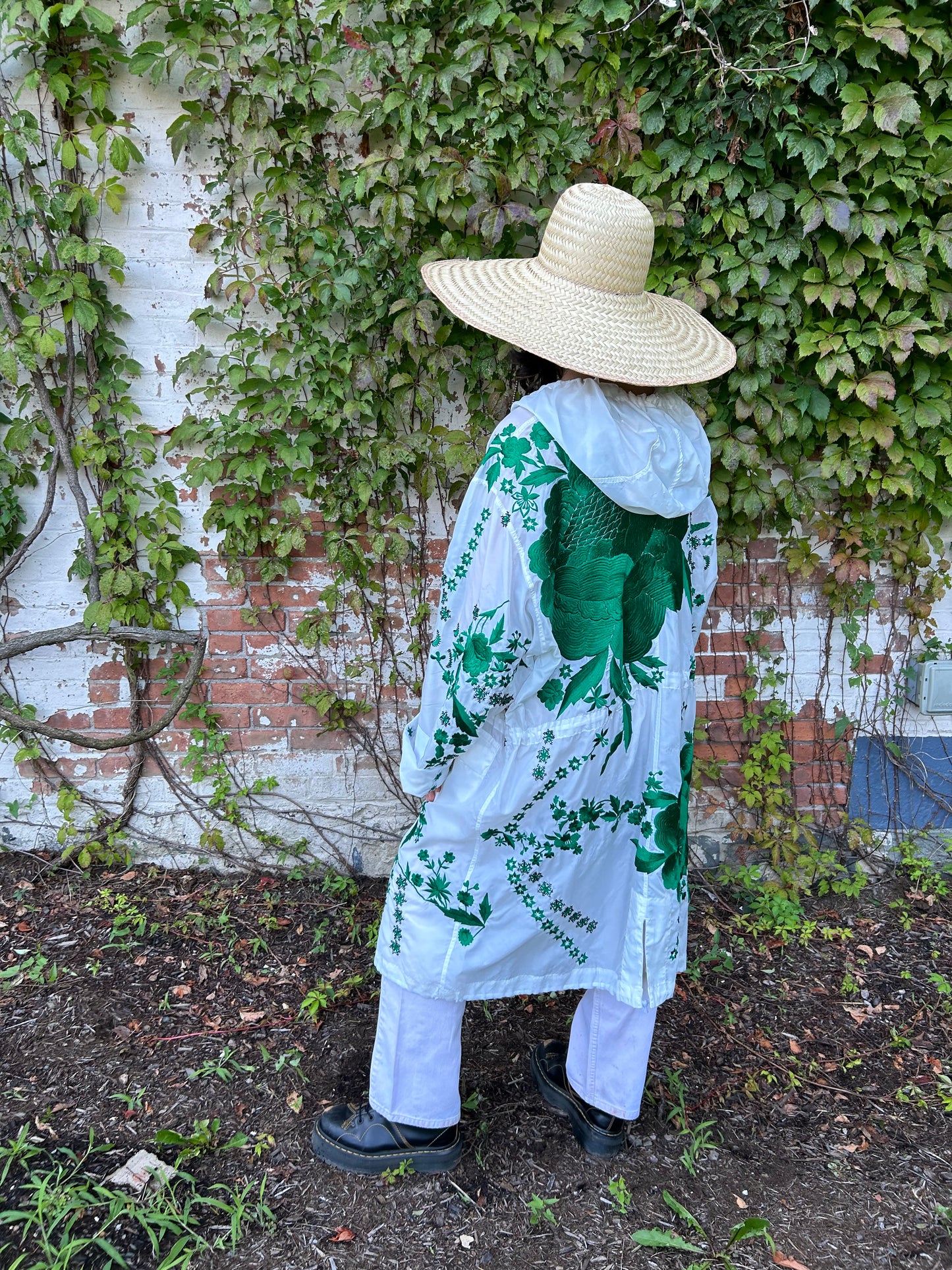 "Giant Peonies" Parka - White/Green