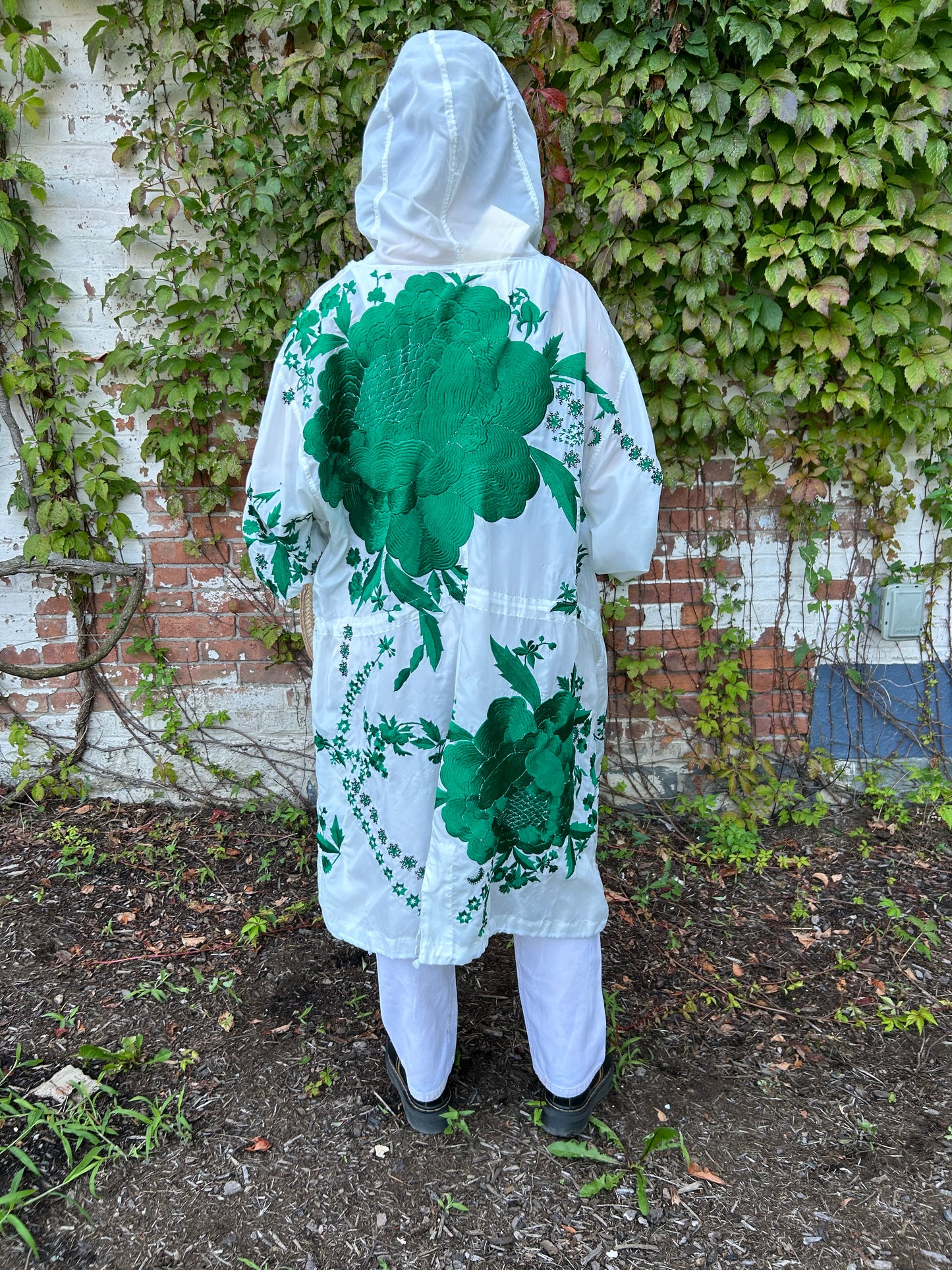 "Giant Peonies" Parka - White/Green