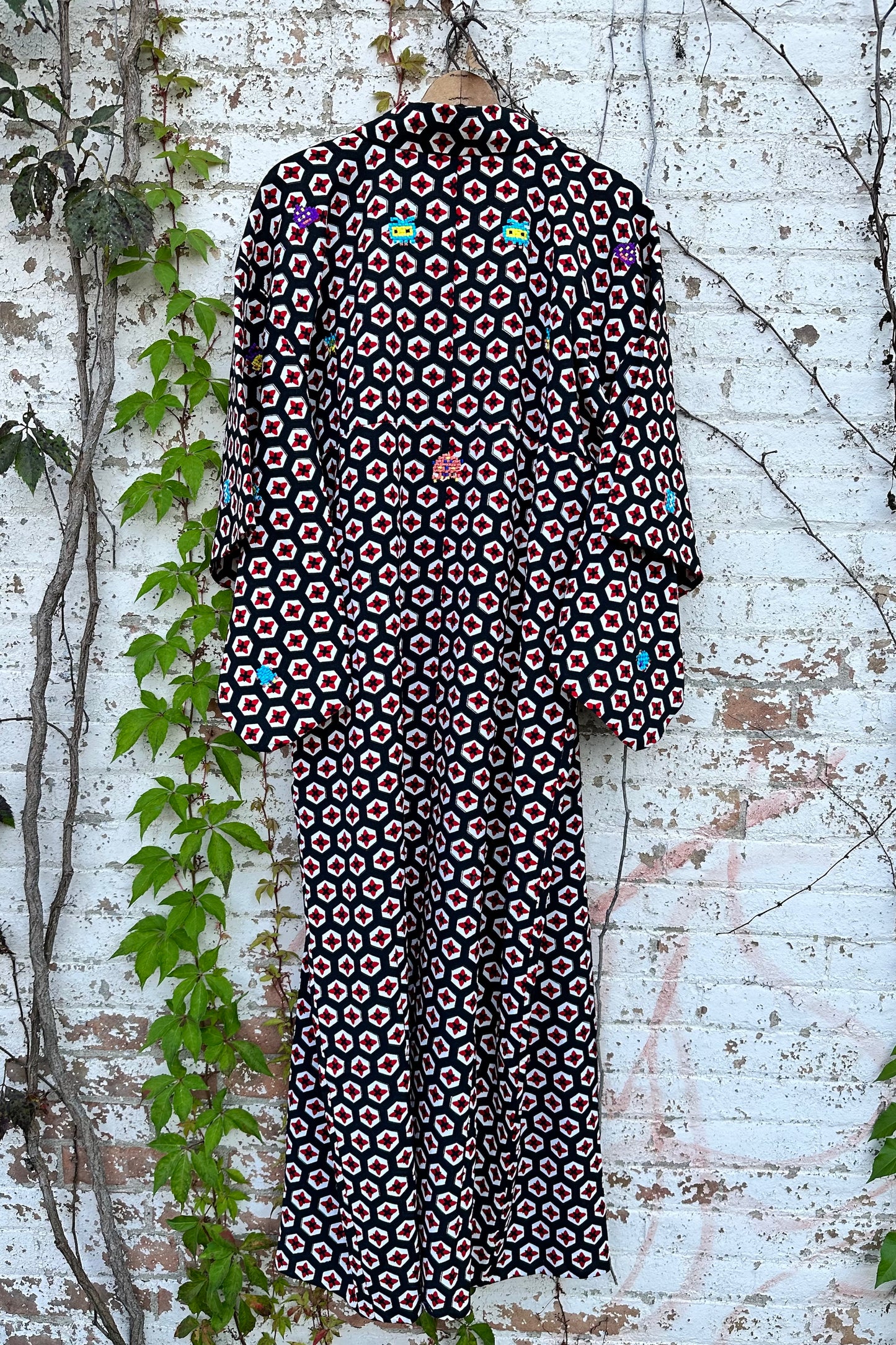 "Space Invaders" Kimono - Hexagons
