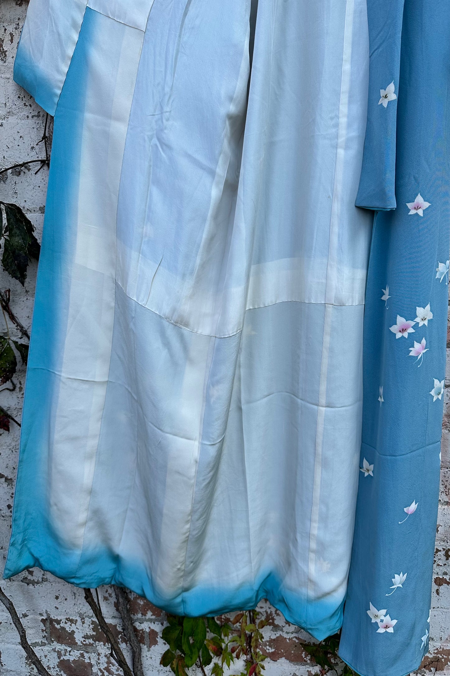 "Lost in Space" Kimono- Falling Flowers