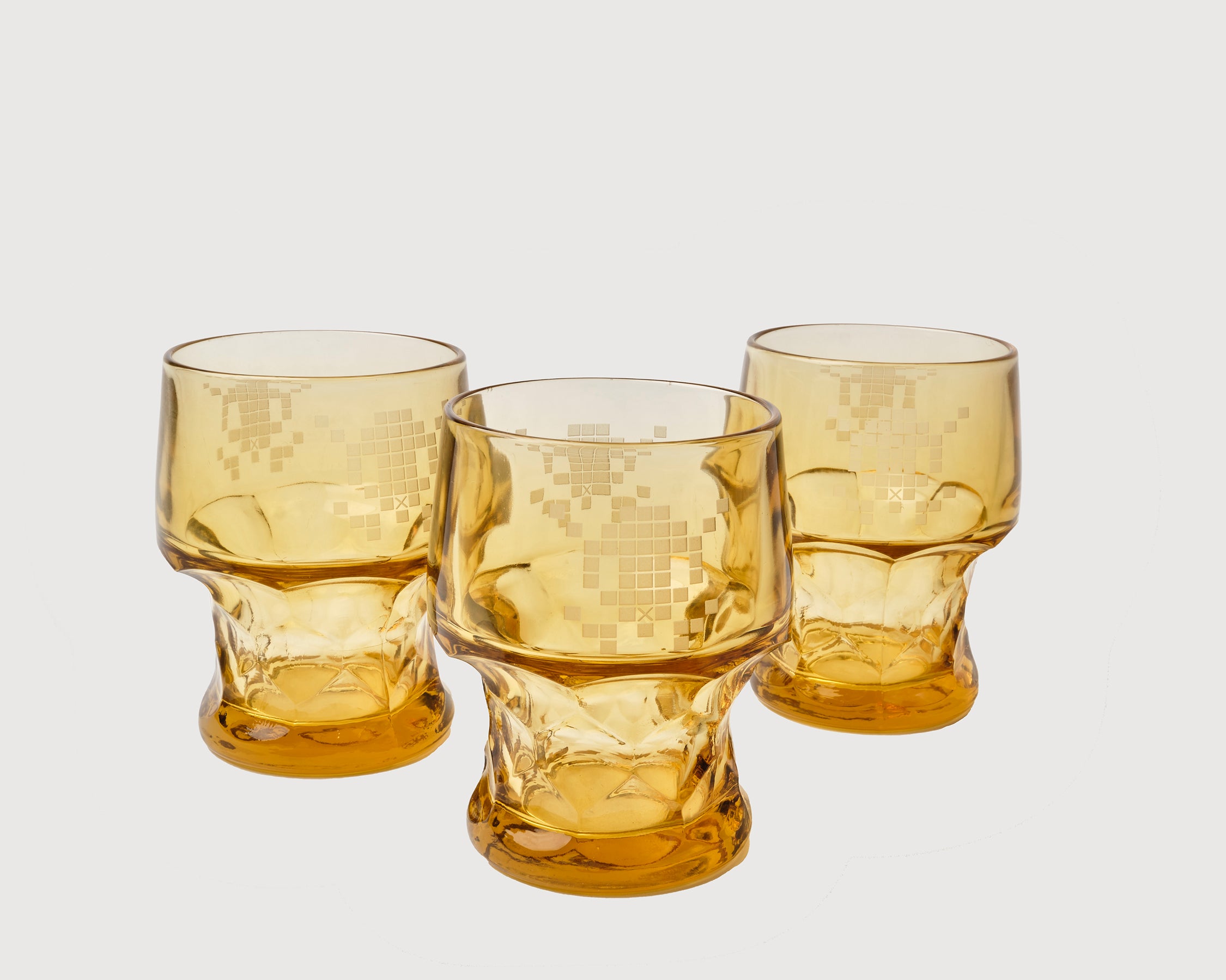 Etched vintage glass, set view 