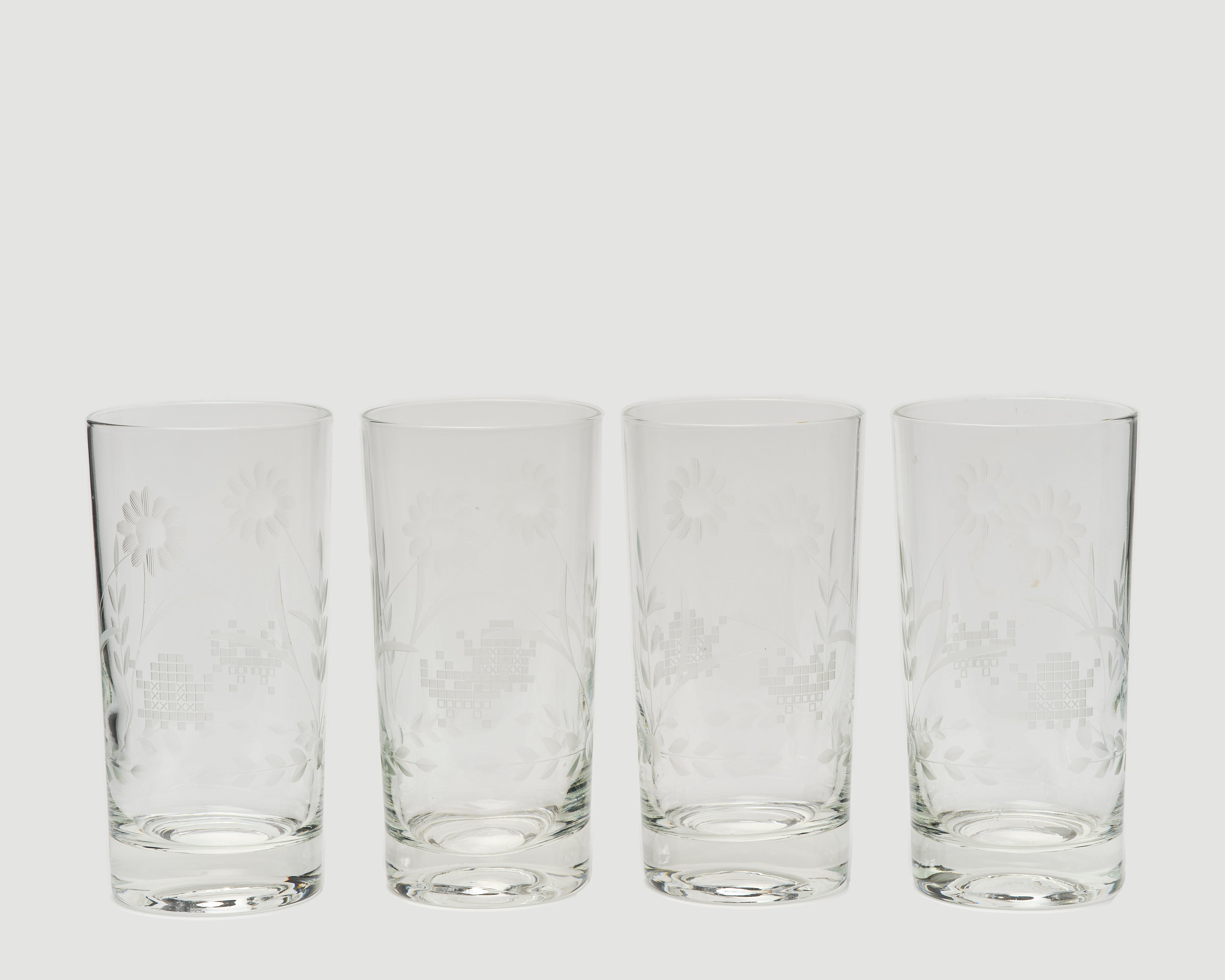 Etched vintage glass, set view 