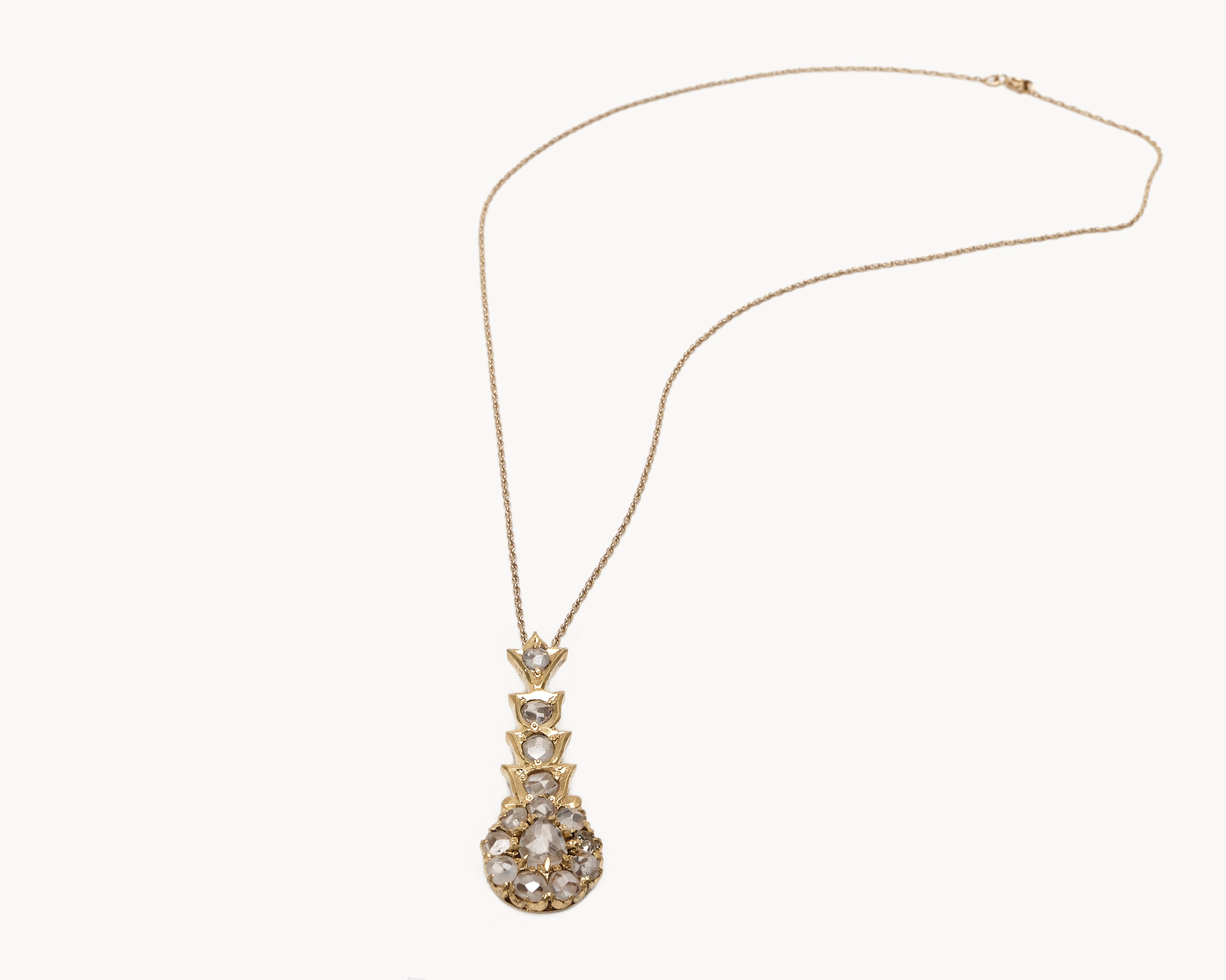 Vintage diamond pendant necklace, full necklace view