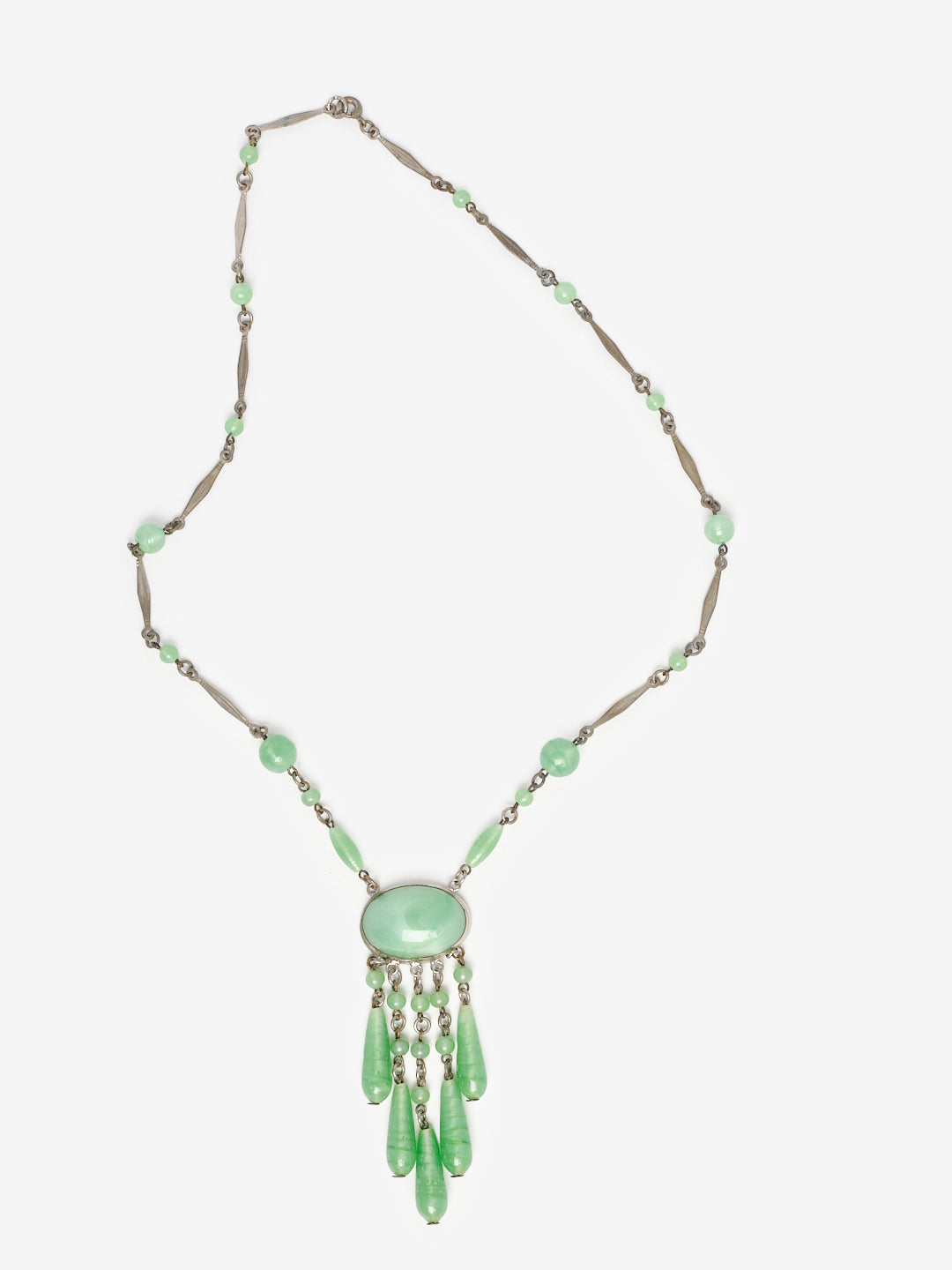 Vintage green beaded necklace, whole necklace view. 