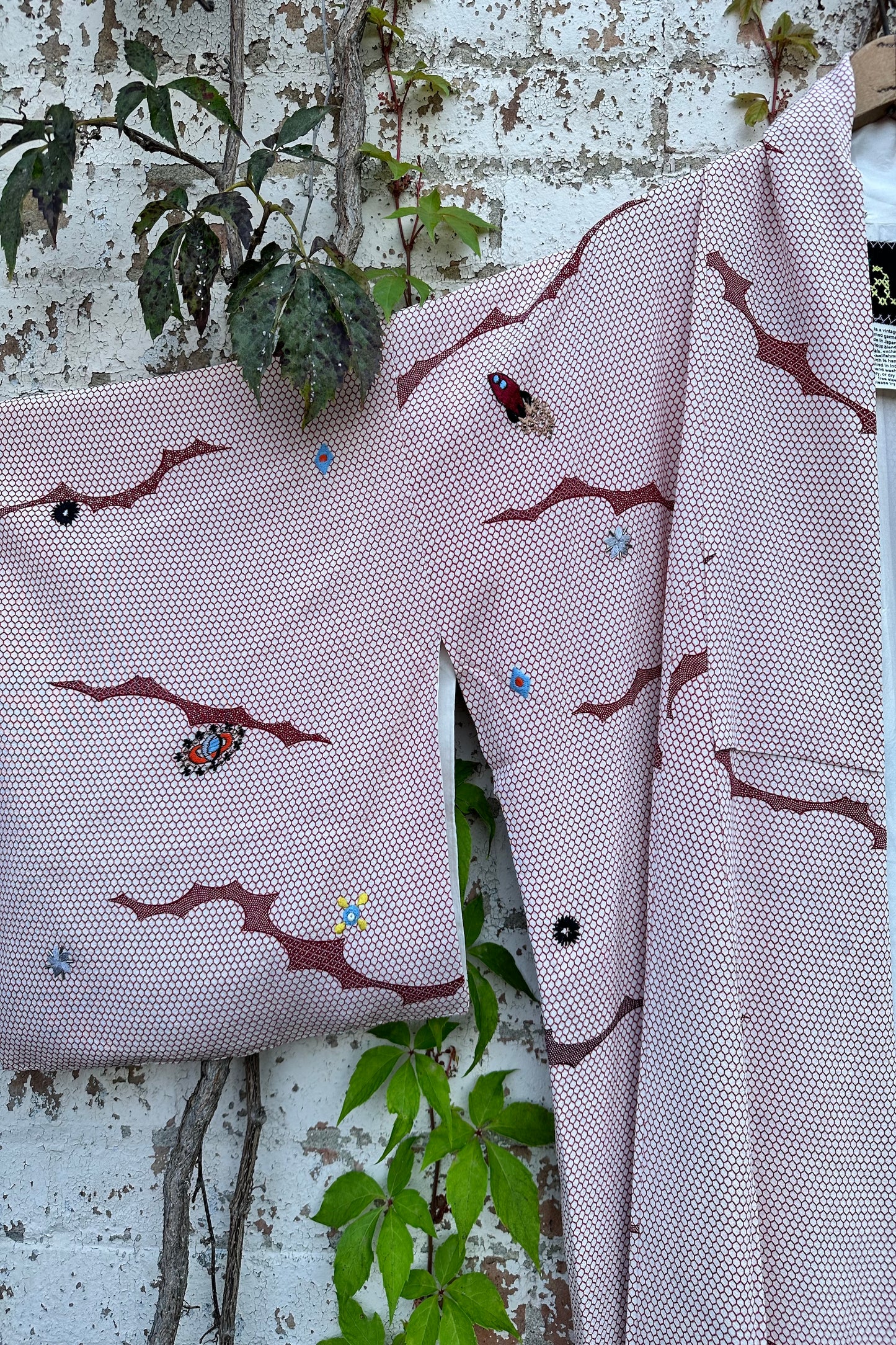 "Lost in Space" Kimono - Honeycomb
