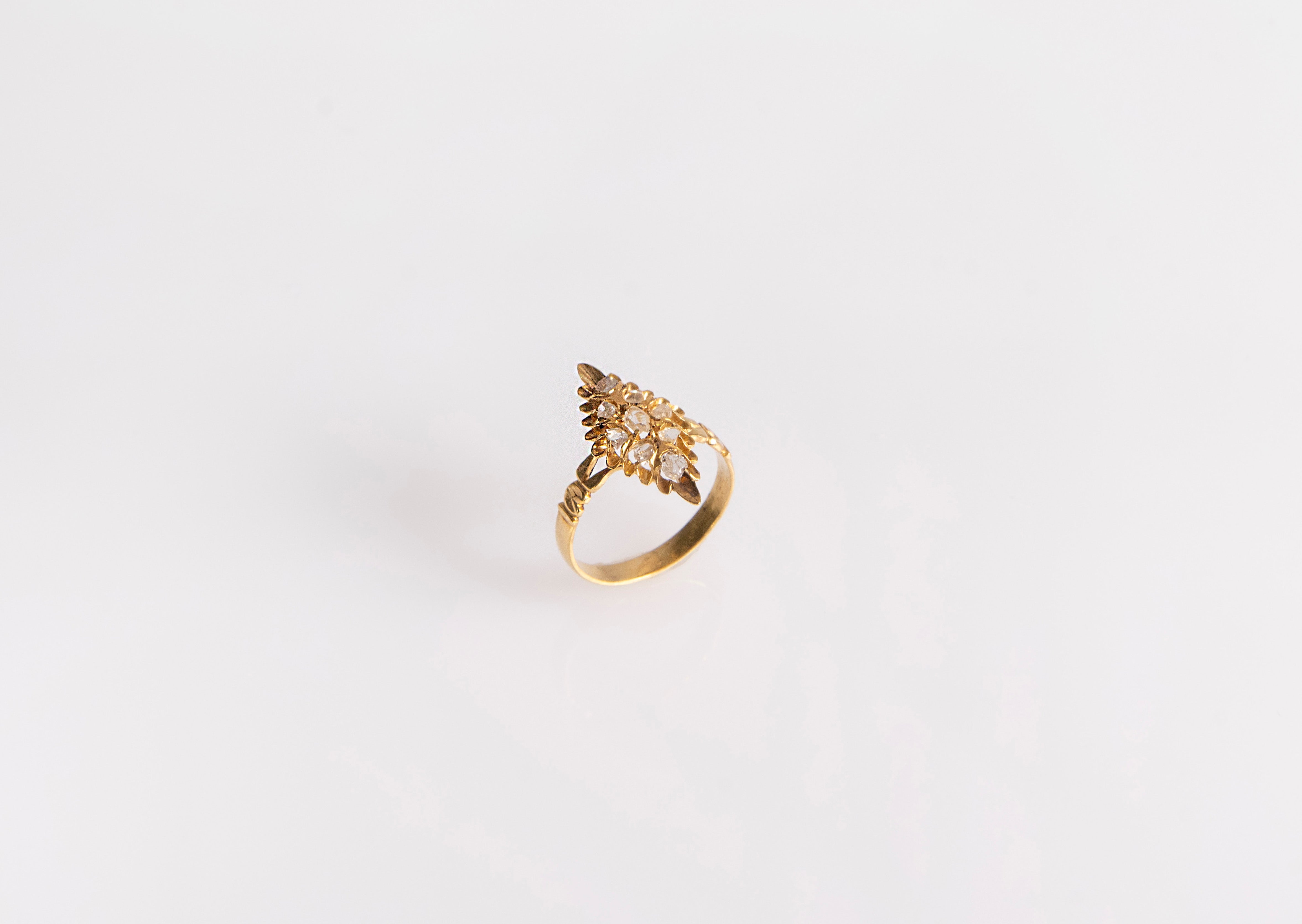 Vintage diamond ring, front view