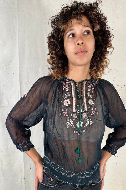 "Clustered Flowers" Blouse - Black/Multi