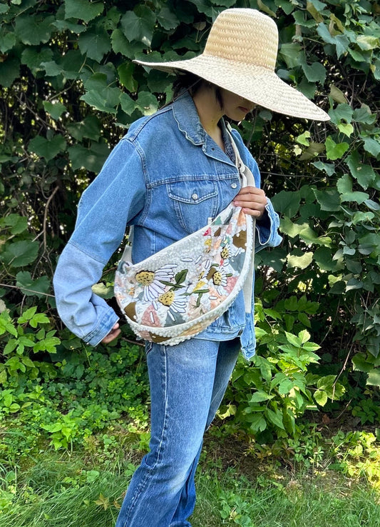 Accessories sling bag sale