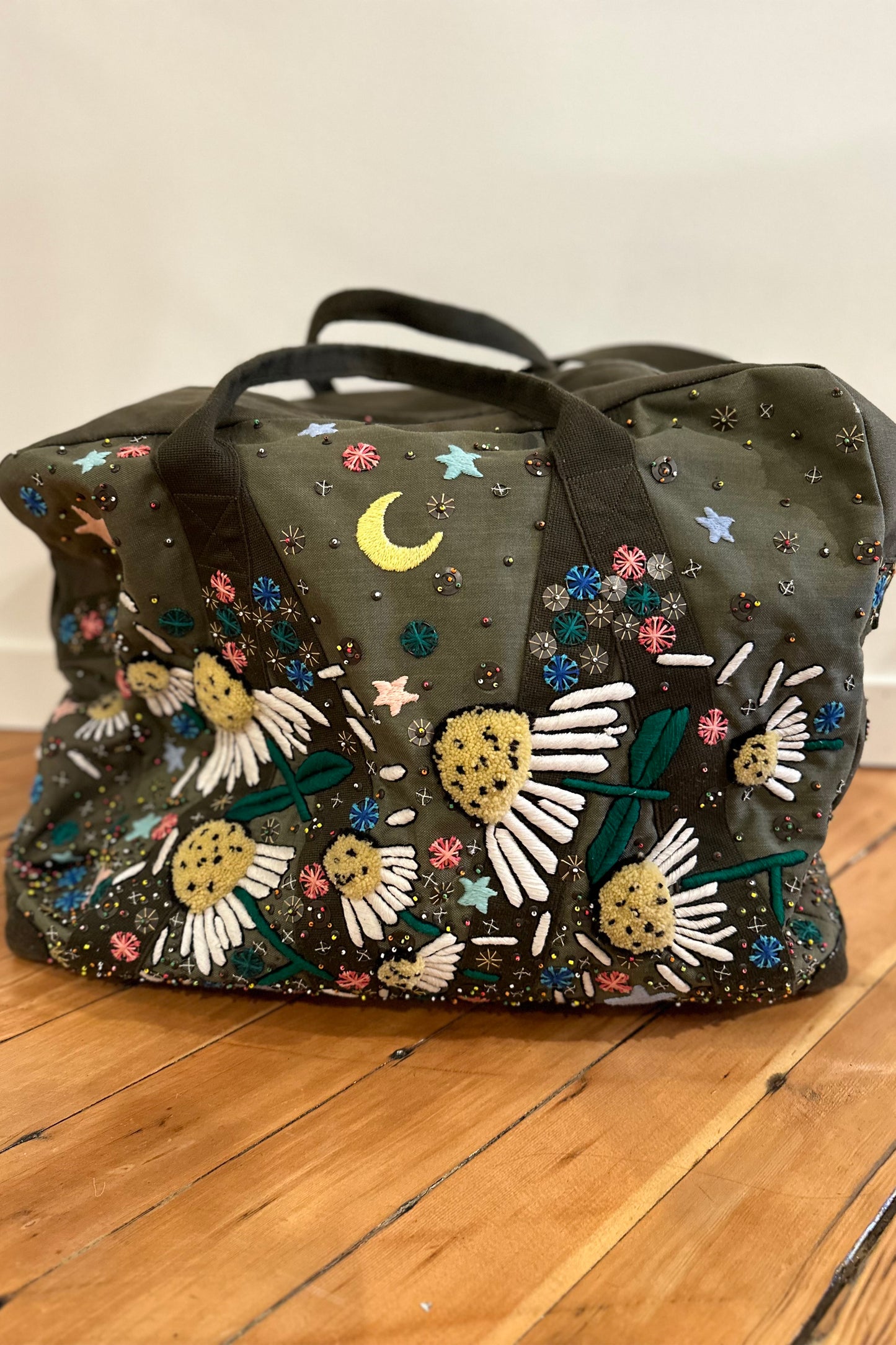 “Tufted Daisy” Oversized Aviator Bag - Olive/Multi